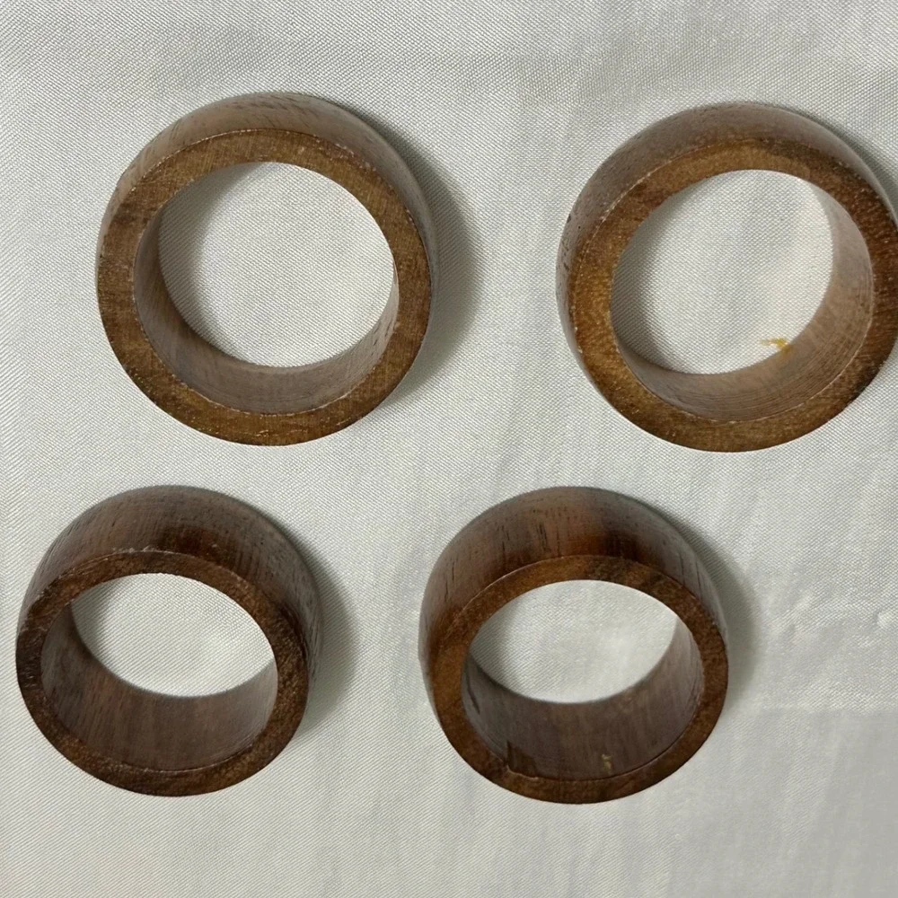 Unbranded Wooden Napkin Rings Set of 4 Brown Good Rustic Mid Century Modern